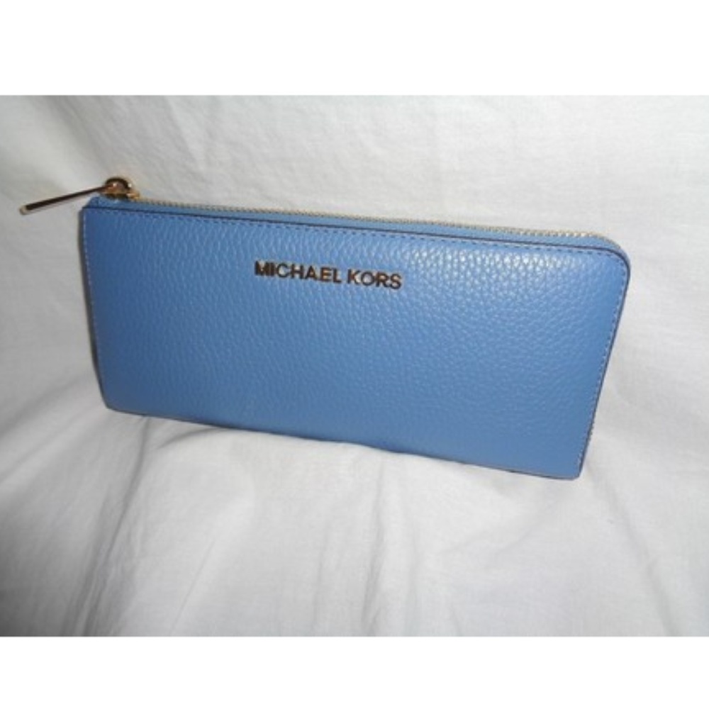 Michael Kors Bedford Three Quarter Zip Wallet